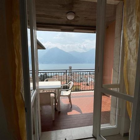 Iseolakerental - Casa Pluto Lovere Bagian luar foto
