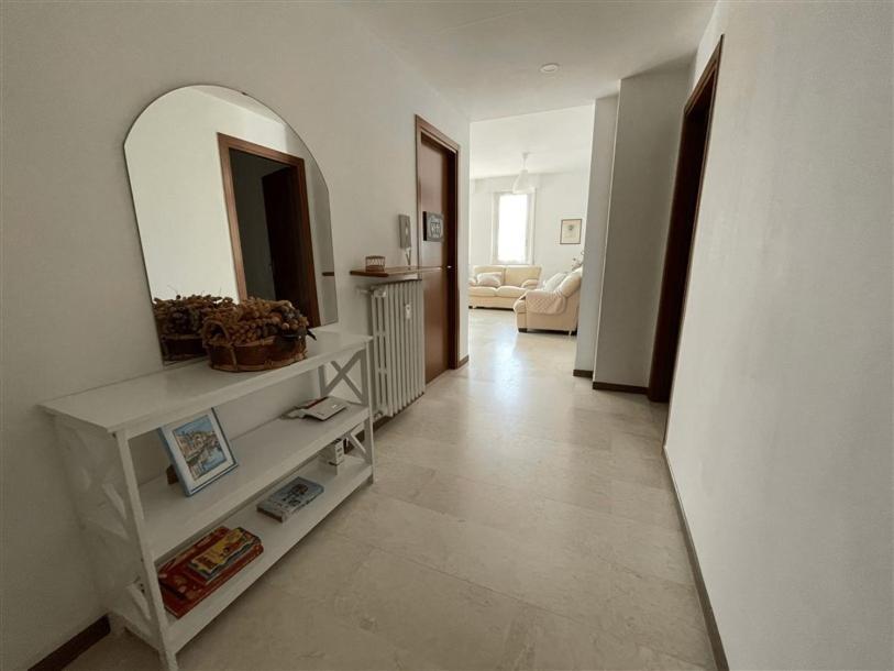 Iseolakerental - Casa Pluto Lovere Bagian luar foto