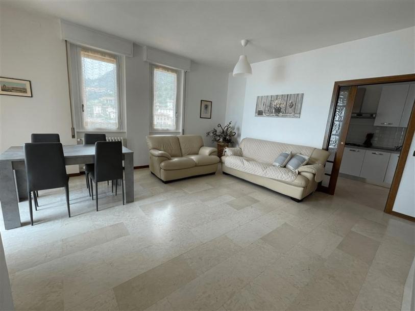 Iseolakerental - Casa Pluto Lovere Bagian luar foto