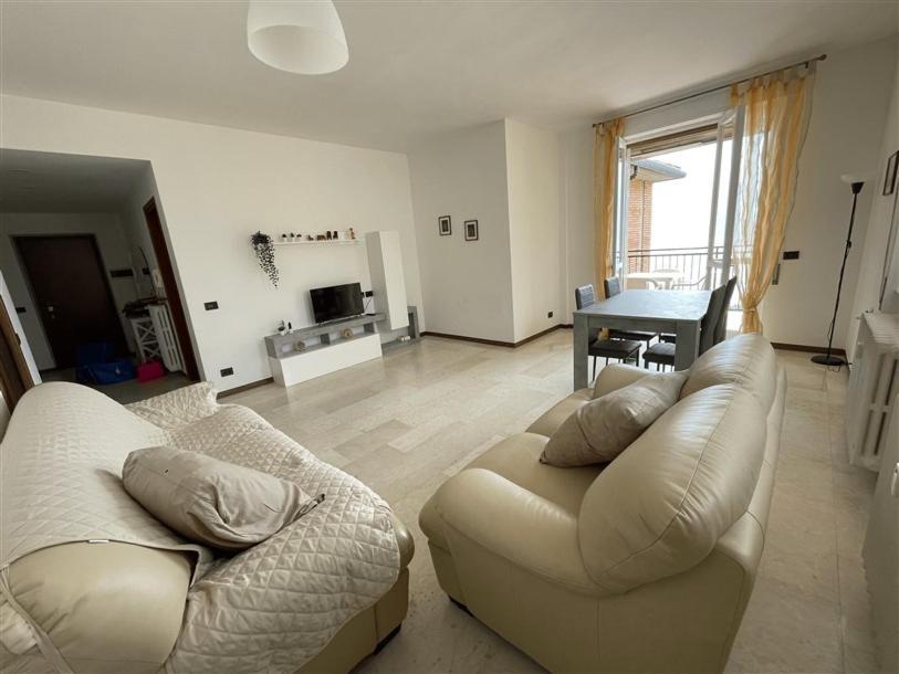 Iseolakerental - Casa Pluto Lovere Bagian luar foto